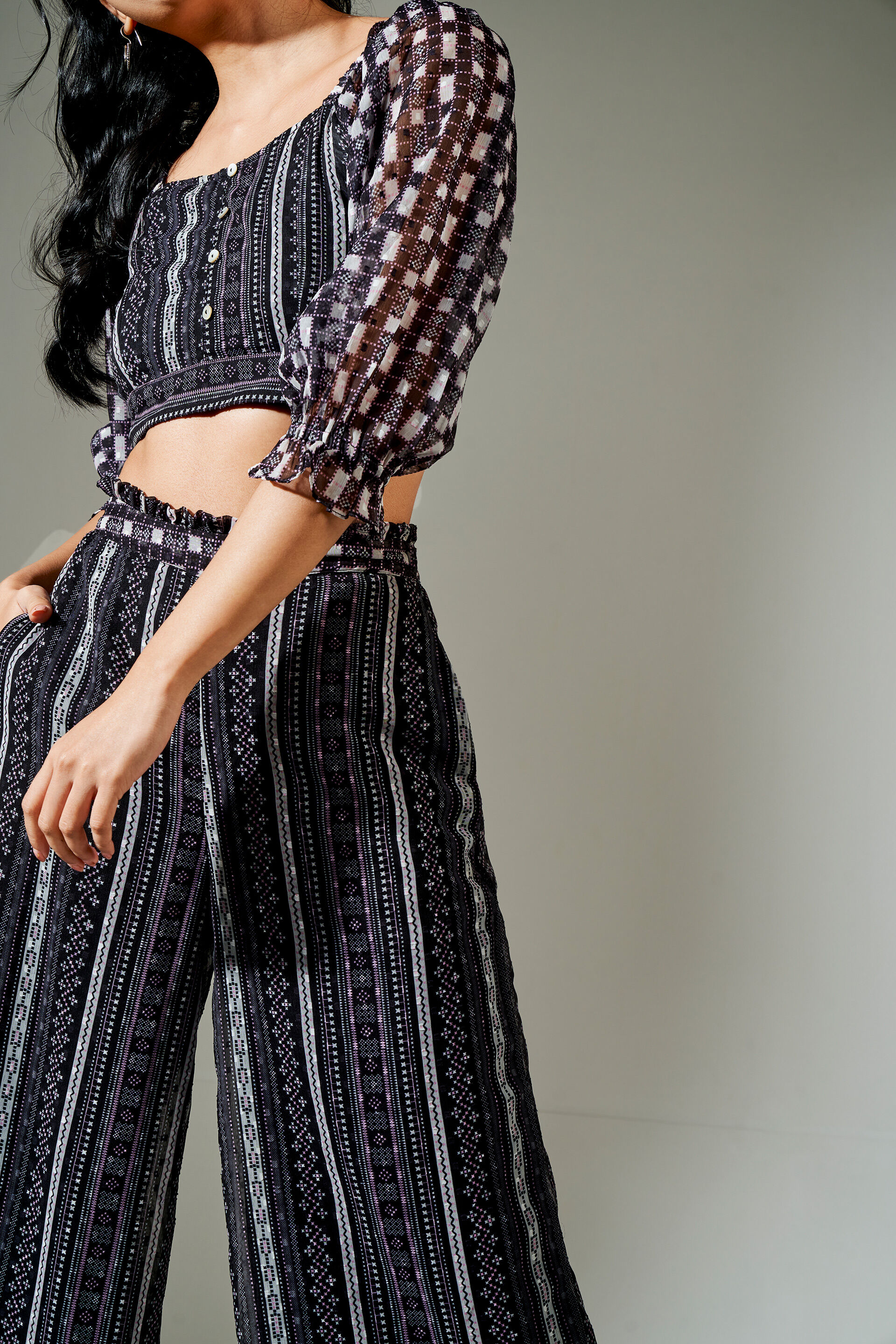 Black Geometric Smocking Cropped Set, Black, image 7